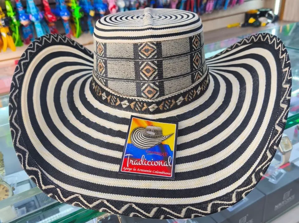 Sombrero Voltiao Negro (L)